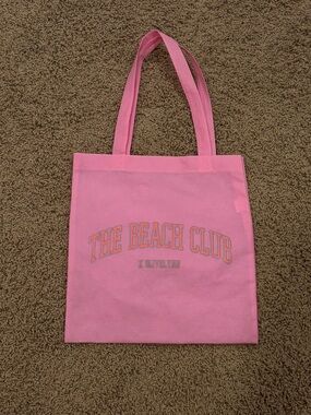 The Beach Club x Olivelynn Tote Bag